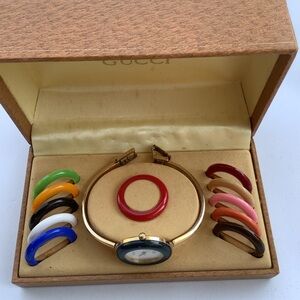 Ladies GUCCI bangle watch with colorful bezels 🌺🌼🌸🍀